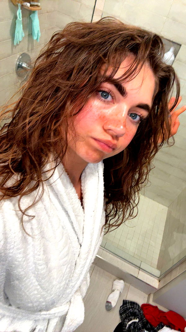 realhaylujan image ~ Altpins