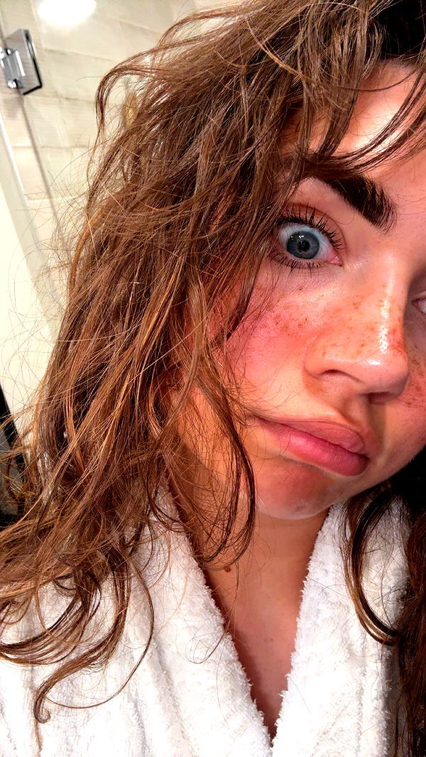 realhaylujan image ~ Altpins