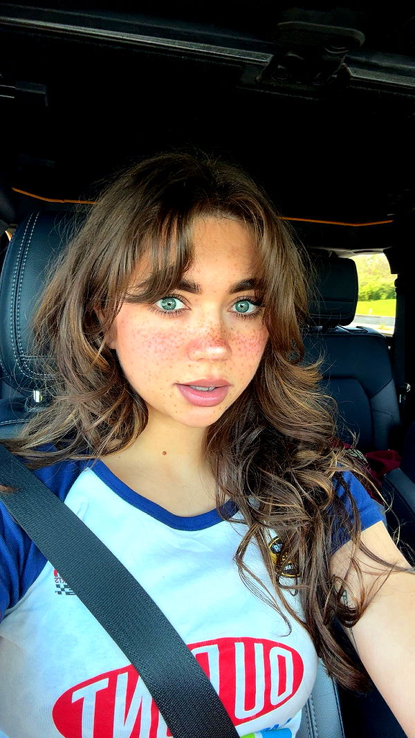 realhaylujan image ~ Altpins