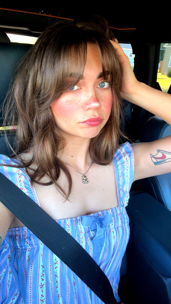 realhaylujan image ~ Altpins