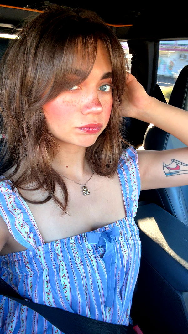 realhaylujan image ~ Altpins