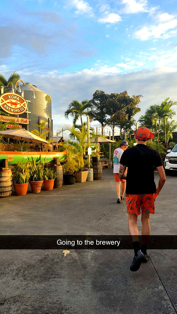 realhaylujan image ~ Altpins