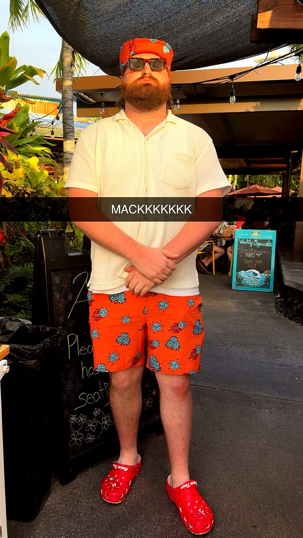 realhaylujan image ~ Altpins