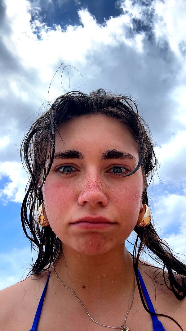 realhaylujan image ~ Altpins