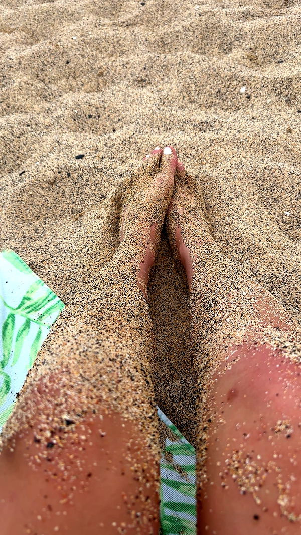 realhaylujan image ~ Altpins