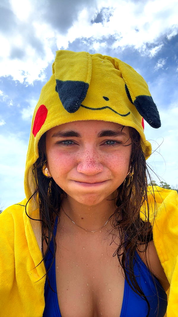 realhaylujan image ~ Altpins