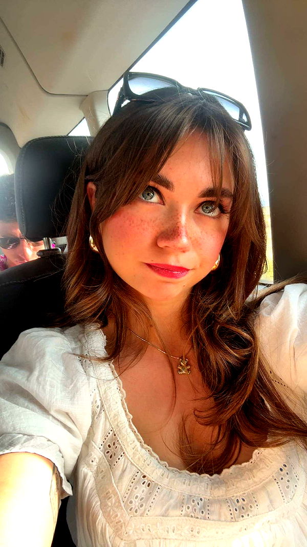 realhaylujan image ~ Altpins