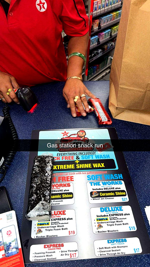 realhaylujan image ~ Altpins