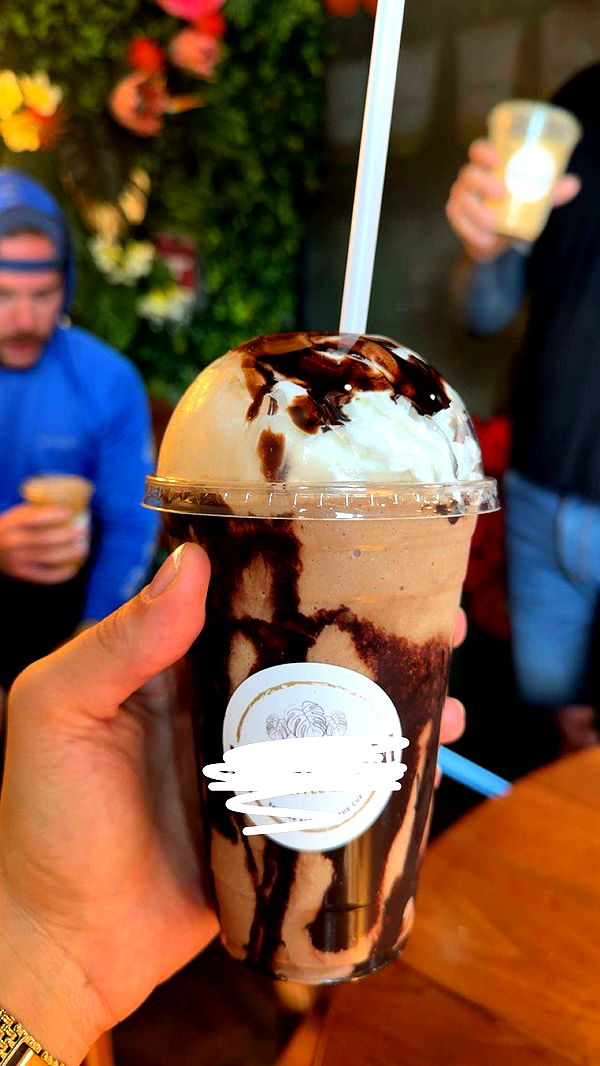 realhaylujan image ~ Altpins