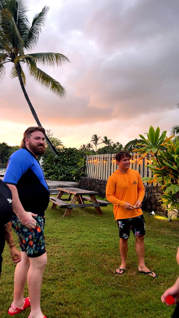 realhaylujan image ~ Altpins