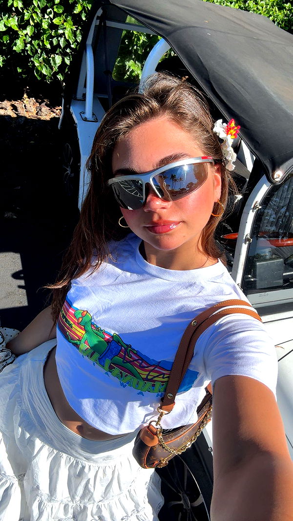 realhaylujan image ~ Altpins