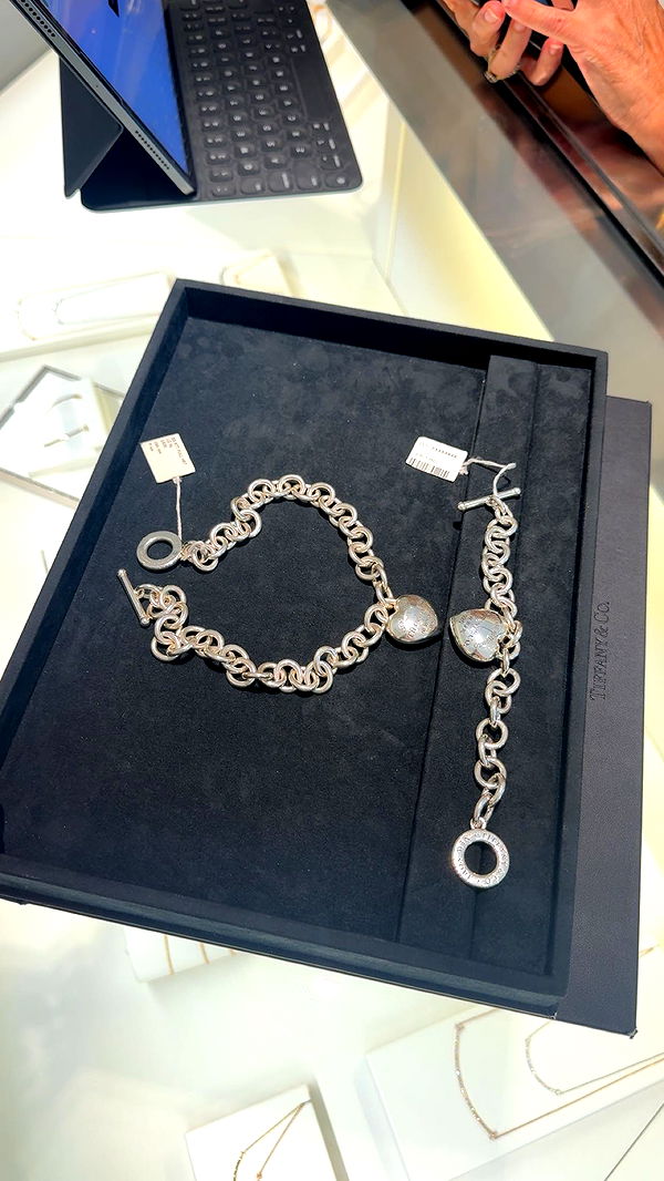 realhaylujan image ~ Altpins