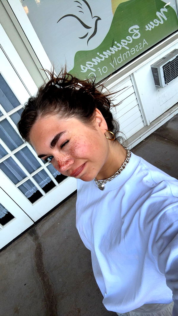 realhaylujan image ~ Altpins