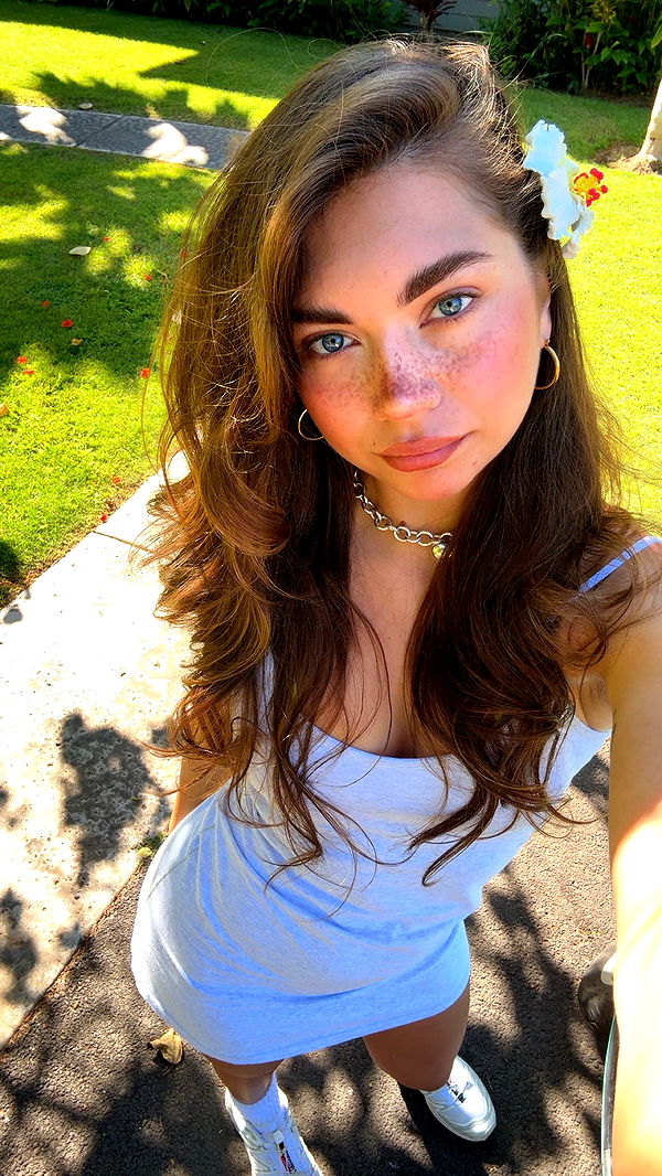 realhaylujan image ~ Altpins