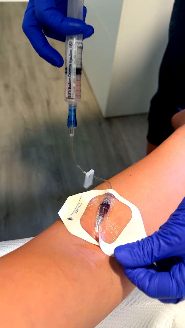 realhaylujan image ~ Altpins