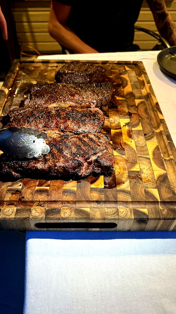 realhaylujan image ~ Altpins