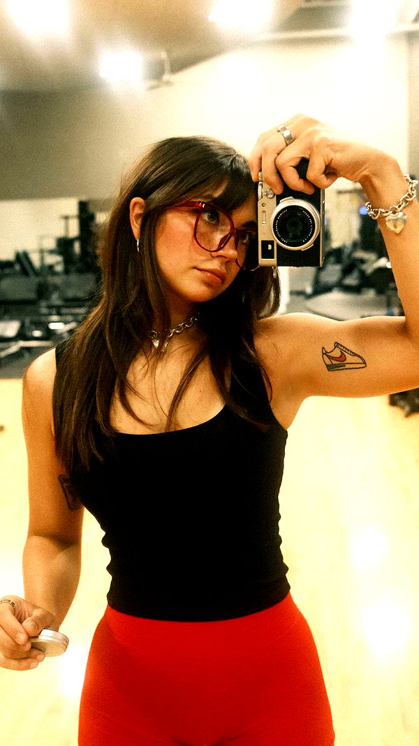 realhaylujan image ~ Altpins