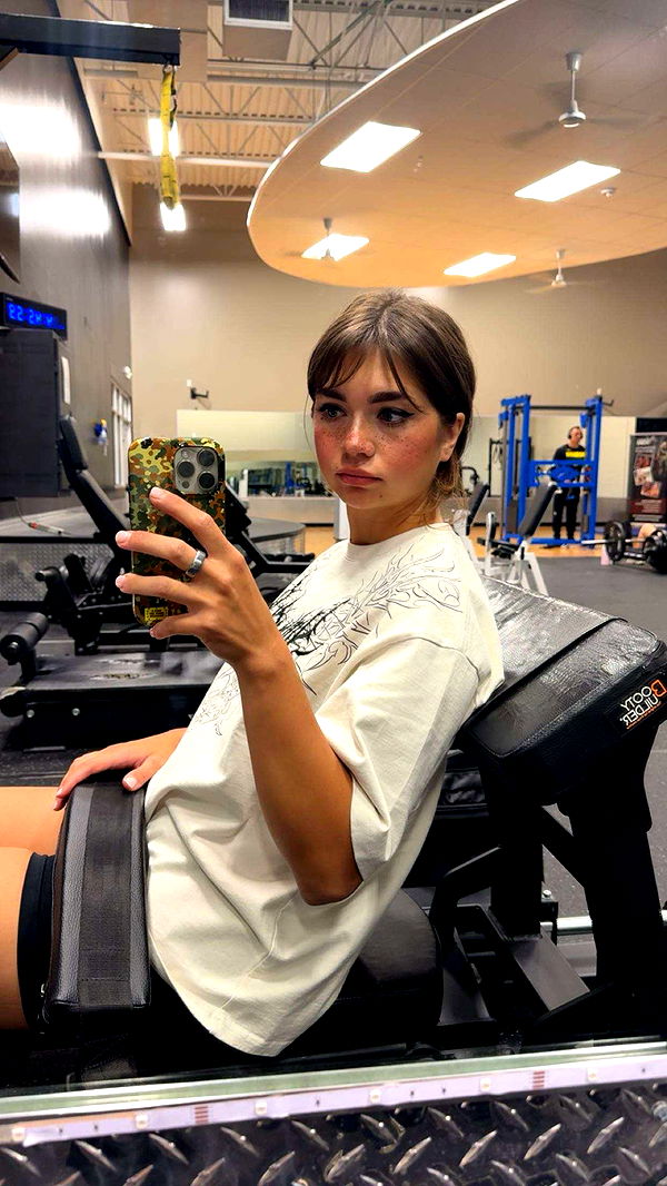 realhaylujan image ~ Altpins