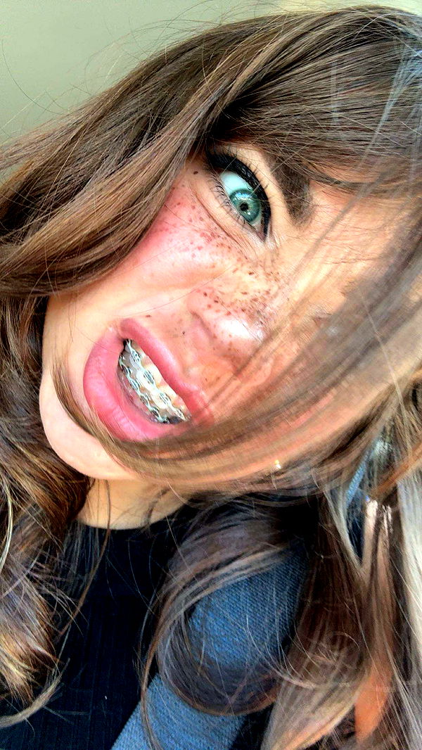 realhaylujan image ~ Altpins