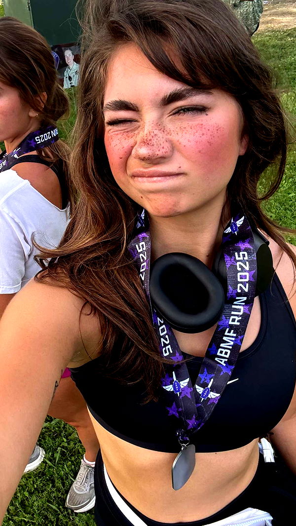 realhaylujan image ~ Altpins