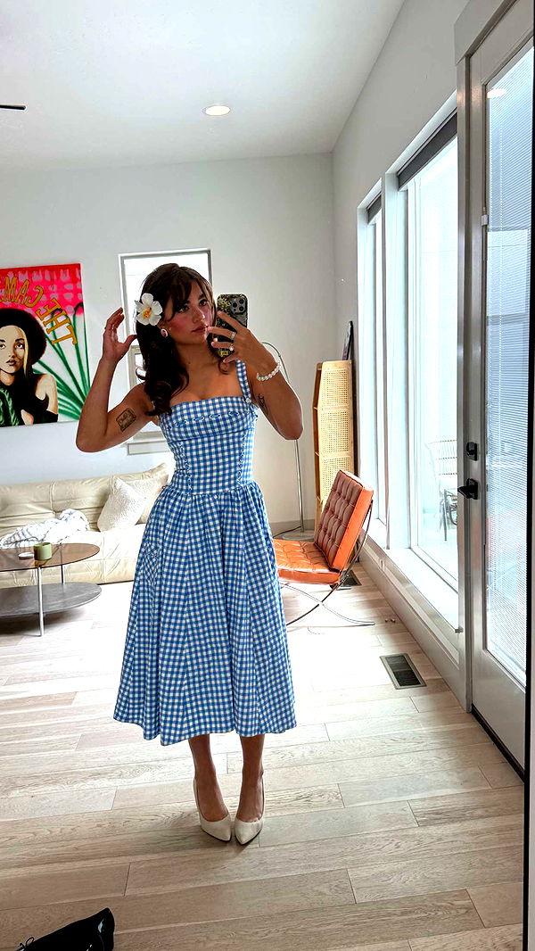 realhaylujan image ~ Altpins