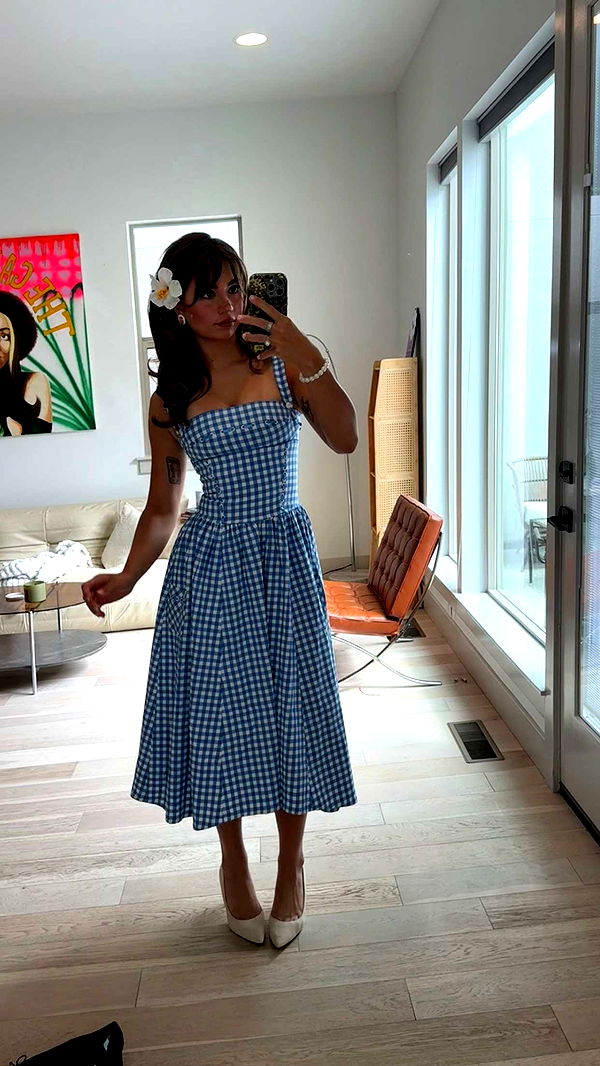 realhaylujan image ~ Altpins