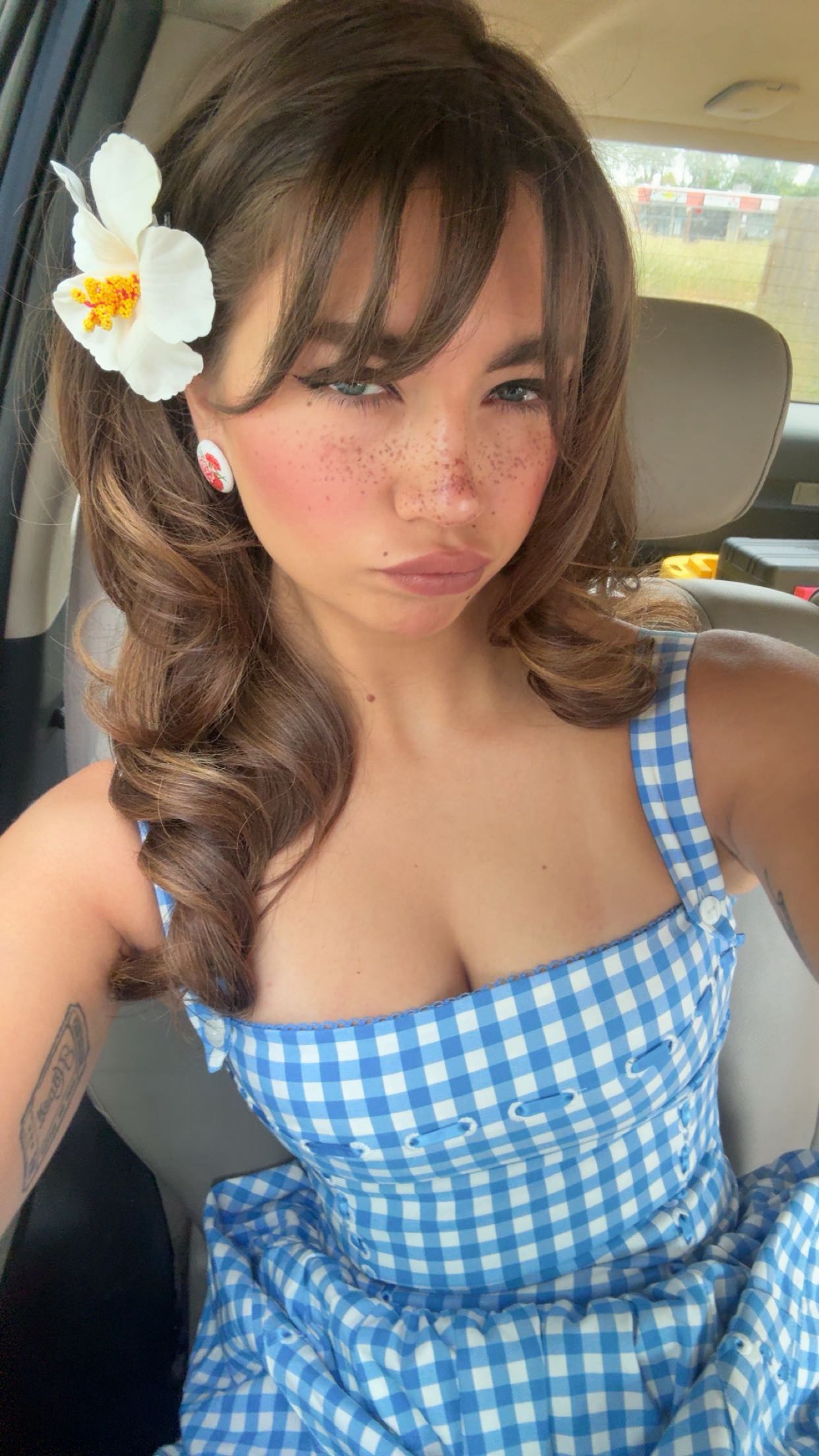 realhaylujan snapchat image archive image