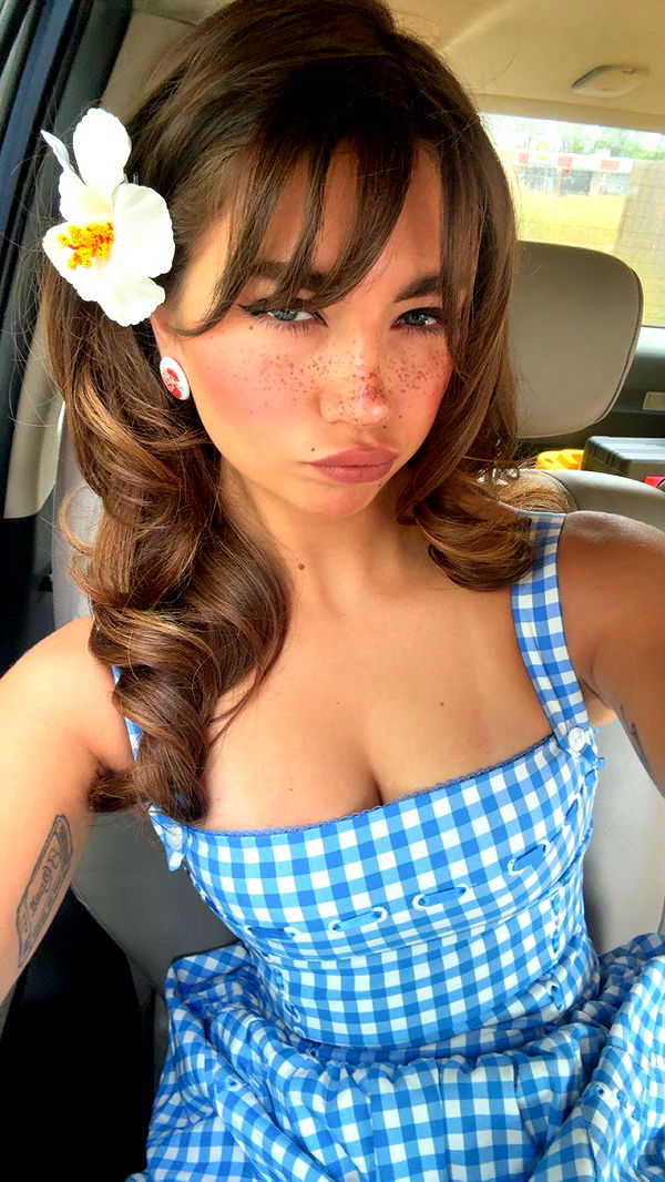 realhaylujan image ~ Altpins