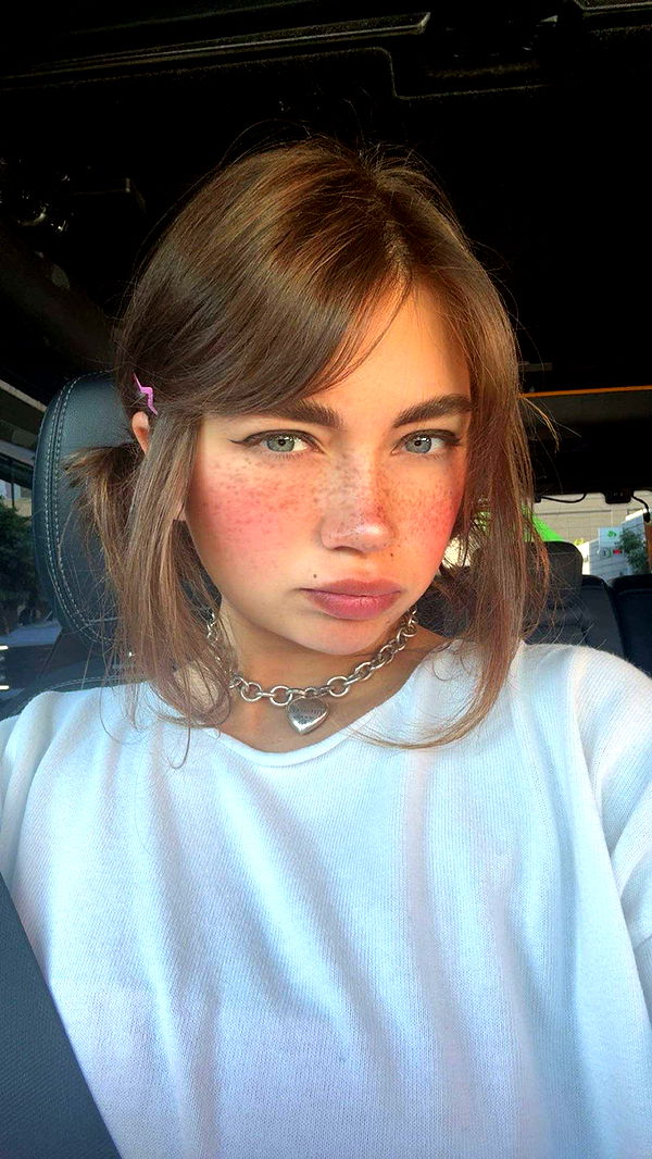 realhaylujan image ~ Altpins