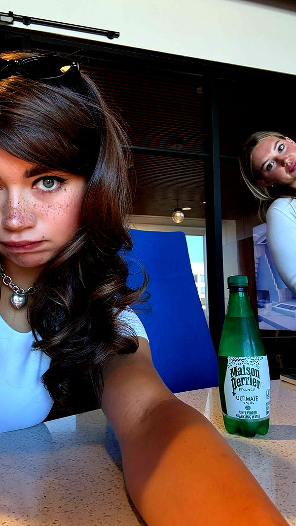 realhaylujan image ~ Altpins