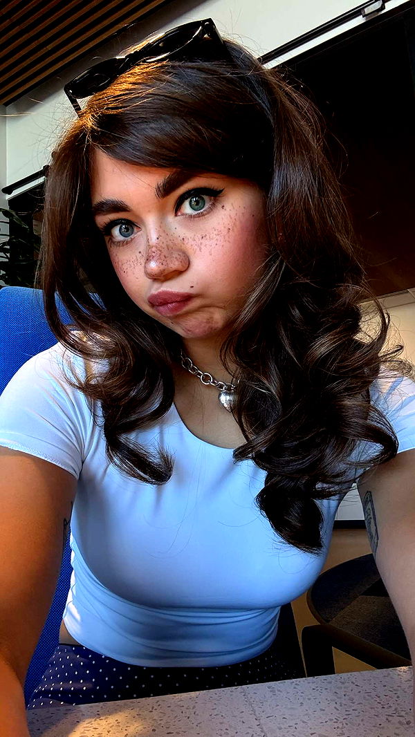 realhaylujan image ~ Altpins