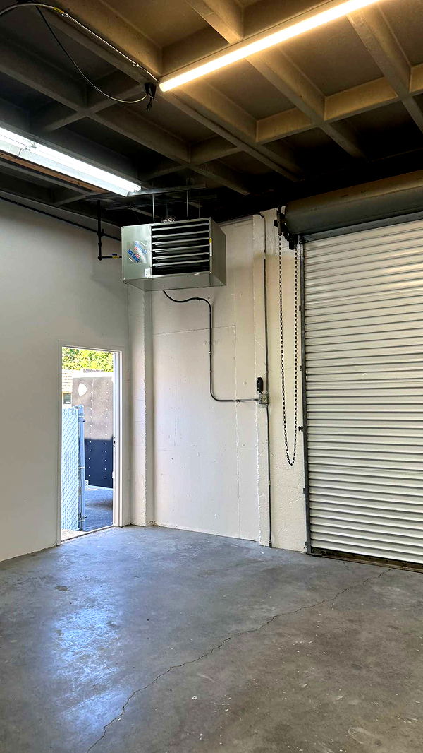 realhaylujan image ~ Altpins