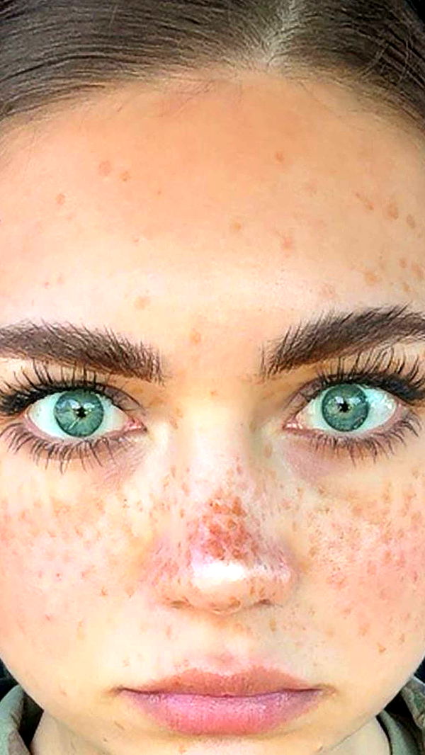 realhaylujan image ~ Altpins