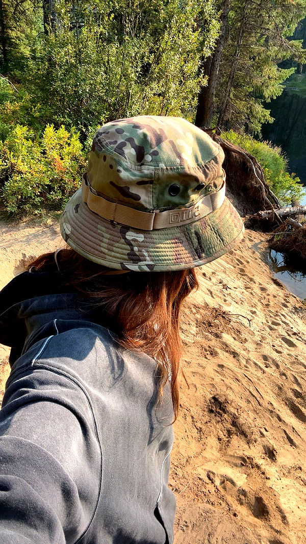 realhaylujan image ~ Altpins