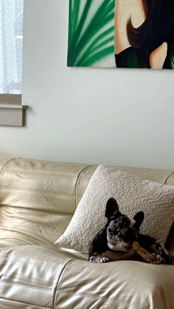 realhaylujan image ~ Altpins