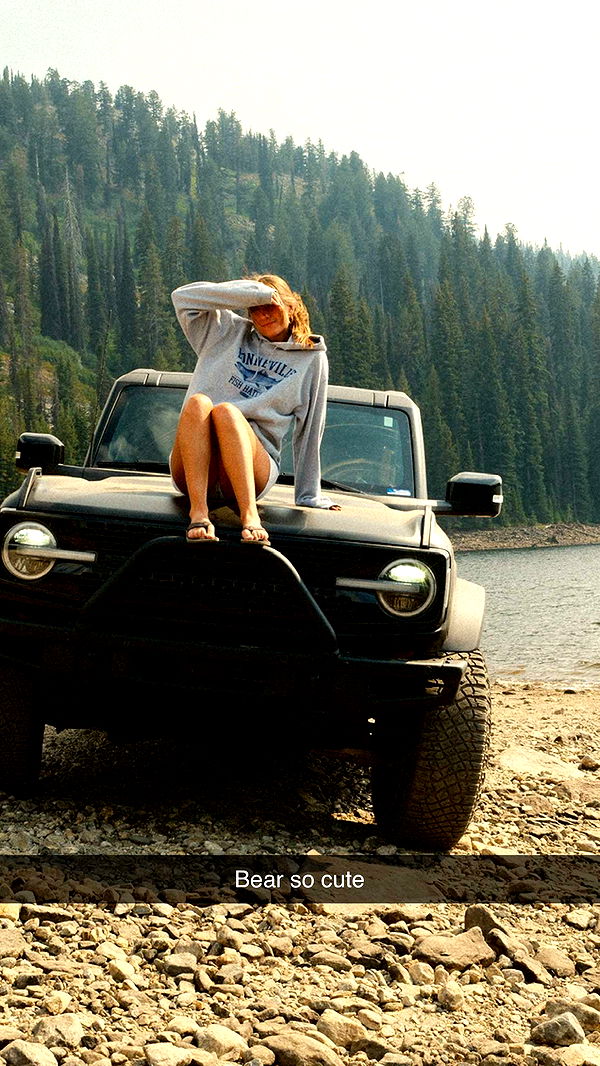 realhaylujan image ~ Altpins