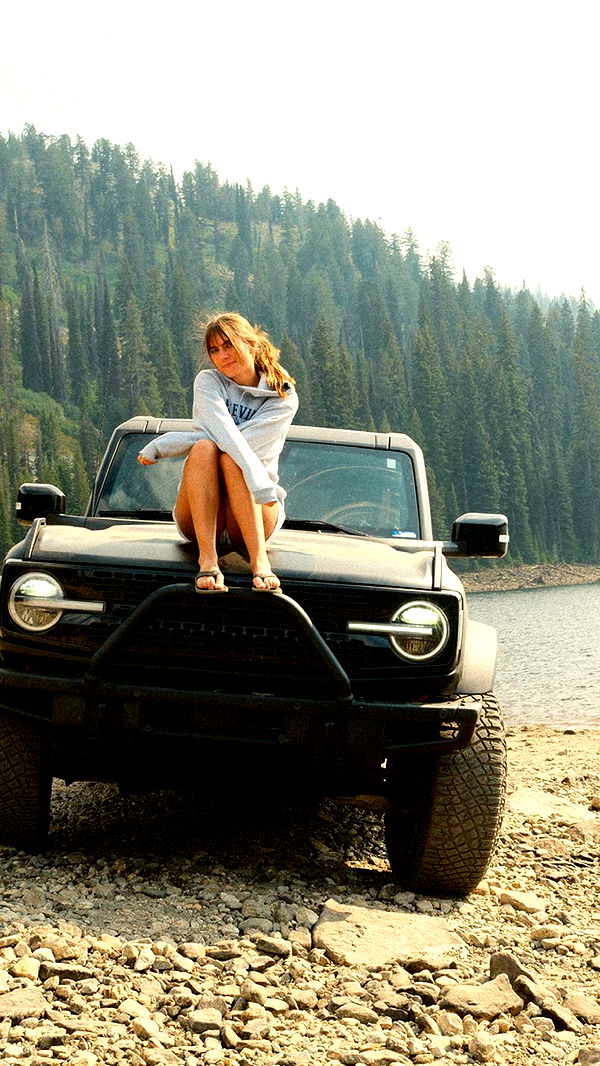 realhaylujan image ~ Altpins