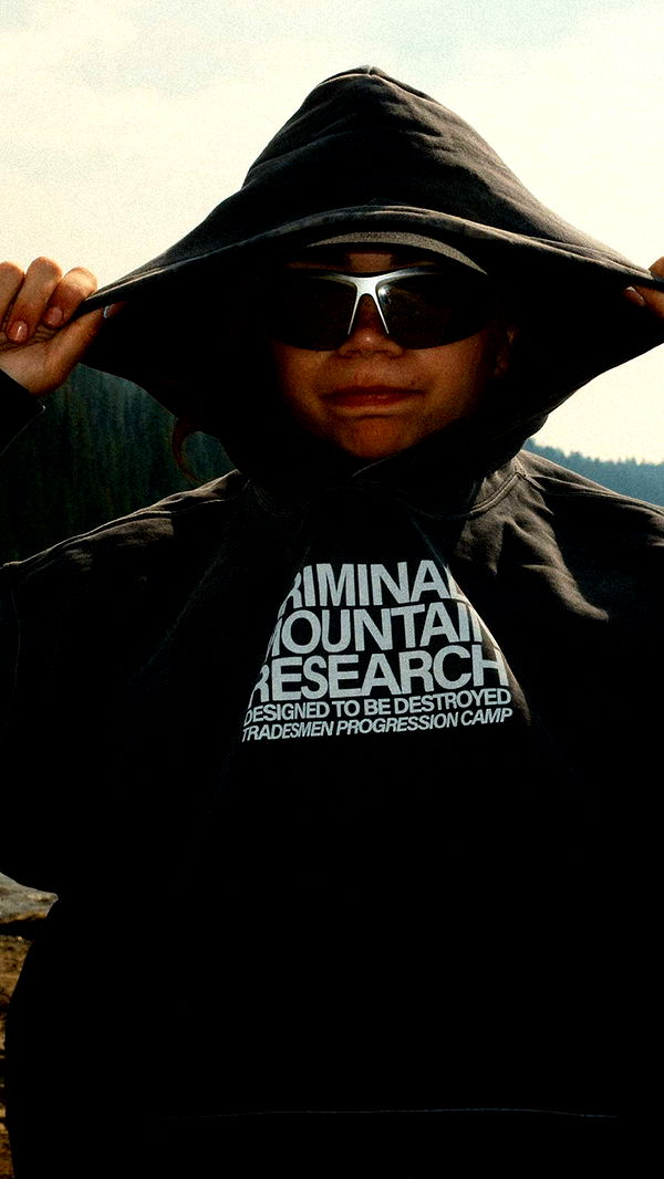 realhaylujan image ~ Altpins