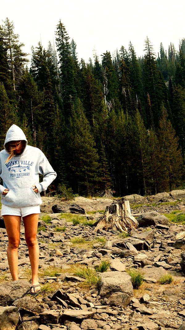 realhaylujan image ~ Altpins