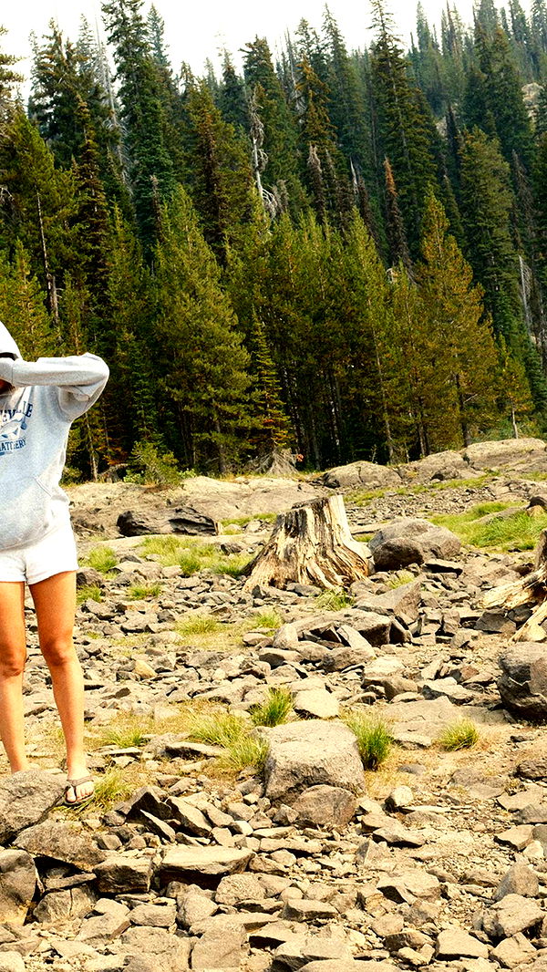 realhaylujan image ~ Altpins