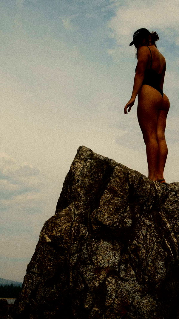 realhaylujan image ~ Altpins