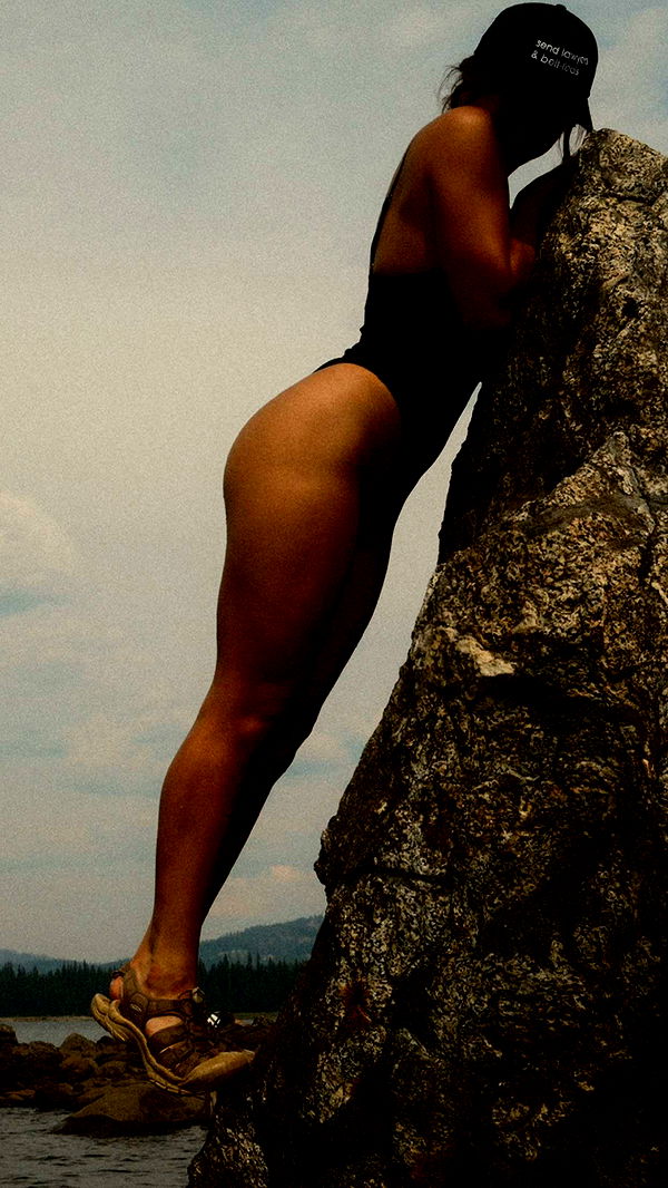 realhaylujan image ~ Altpins