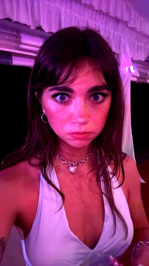 realhaylujan image ~ Altpins