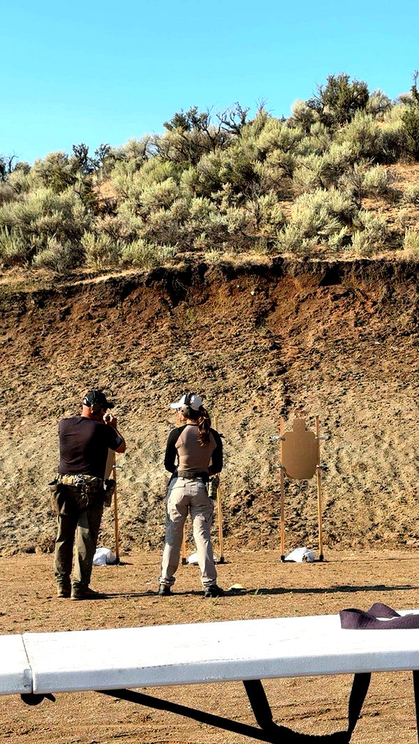 realhaylujan image ~ Altpins