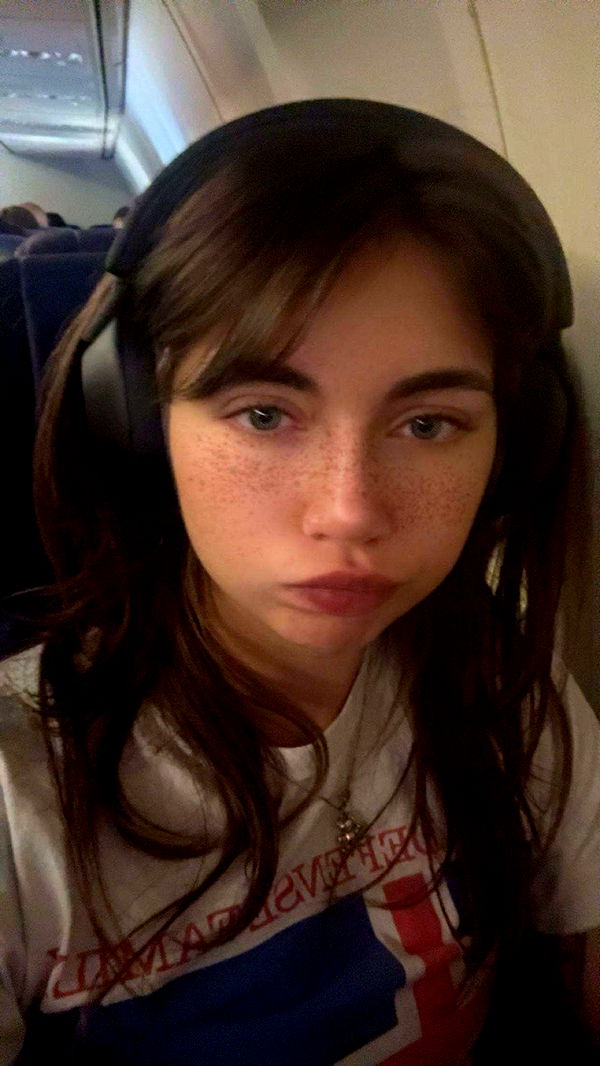 realhaylujan image ~ Altpins