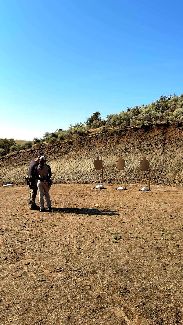 realhaylujan image ~ Altpins