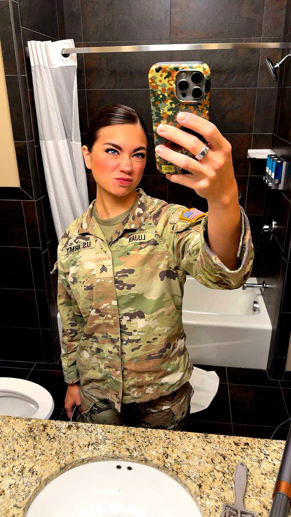 realhaylujan image ~ Altpins