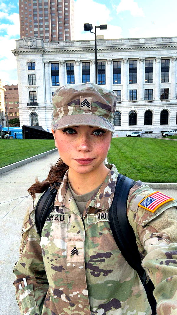 realhaylujan image ~ Altpins