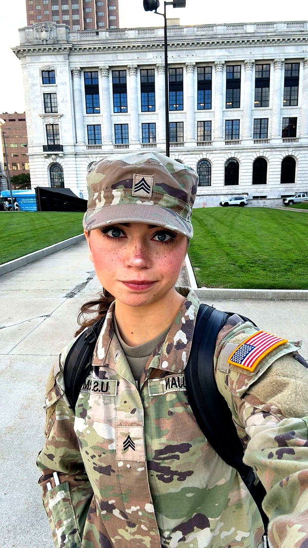 realhaylujan image ~ Altpins