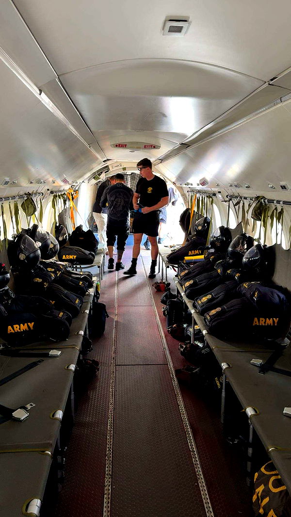 realhaylujan image ~ Altpins